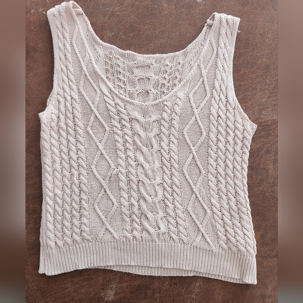 SHEIN Crop Cable Knit Sweater Vest